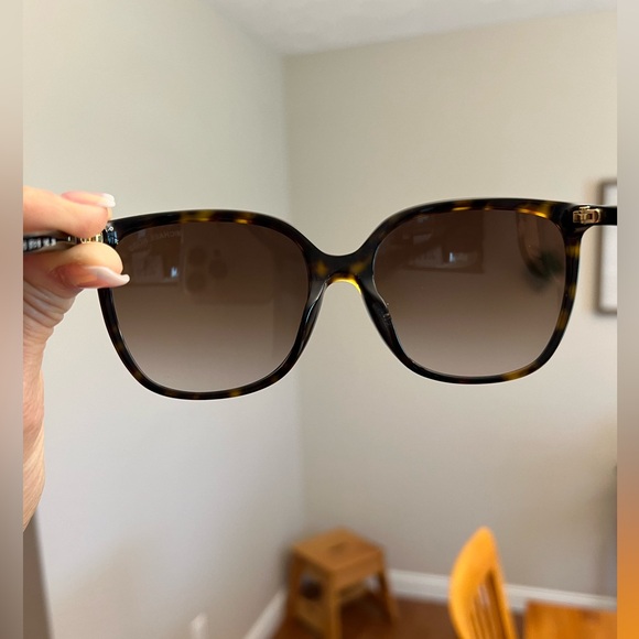 MK Sunglasses. Like New. - Picture 3 of 6